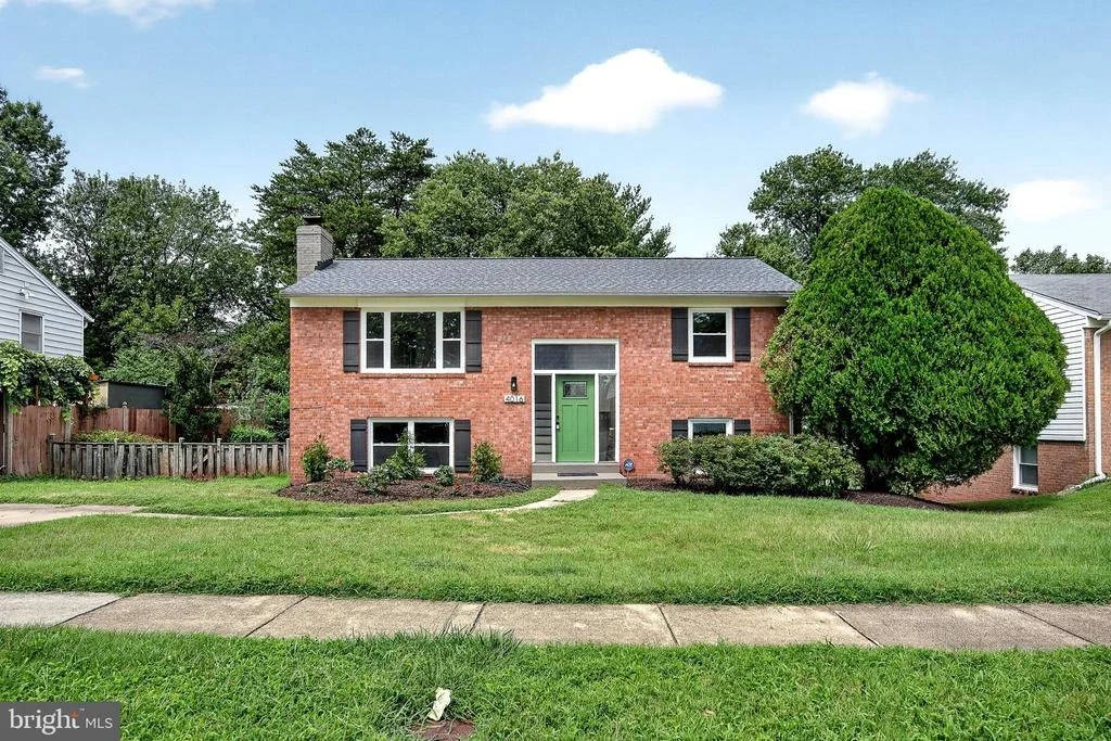 Photo of 4016 MAPLETON DRIVE