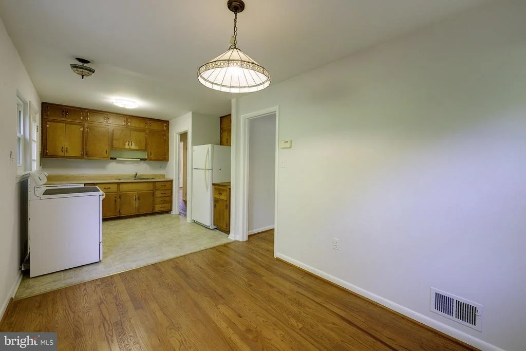 Photo of 3 LAKESIDE DRIVE