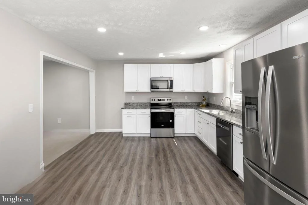 Photo of 20 COLGATE DRIVE