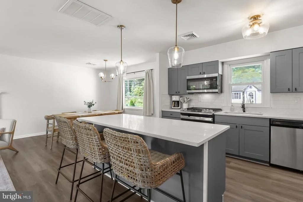 Photo of 906 SOUTHWICK DRIVE