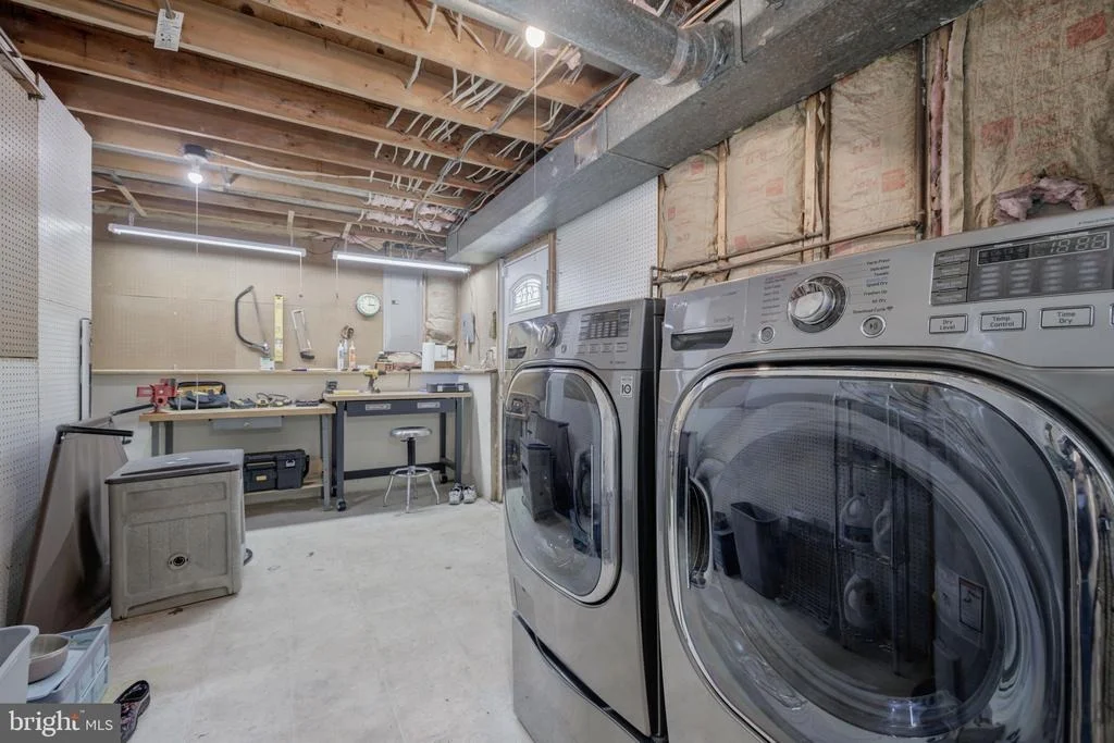Photo of 9767 TURNBUCKLE DRIVE