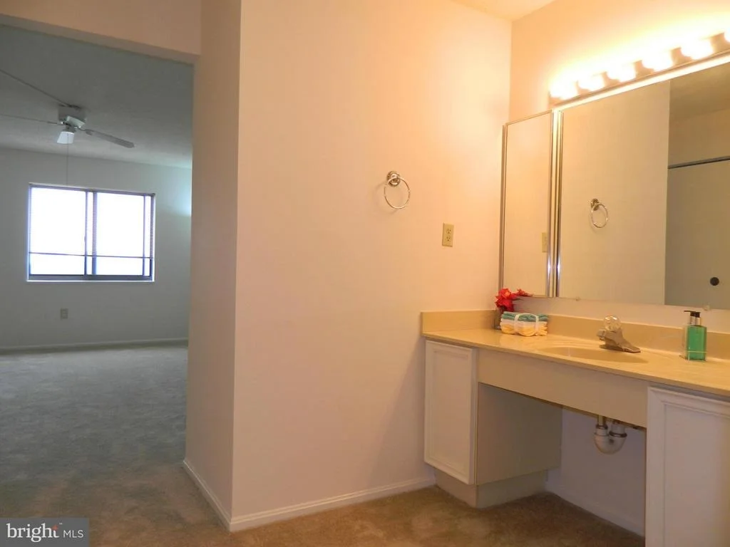 Photo of Unit 4807 at 15100 INTERLACHEN DRIVE