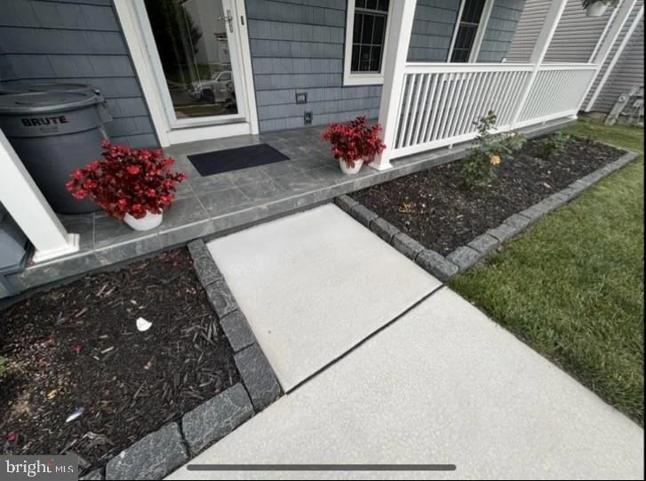 Photo of 4233 GREYS RUN CIRCLE