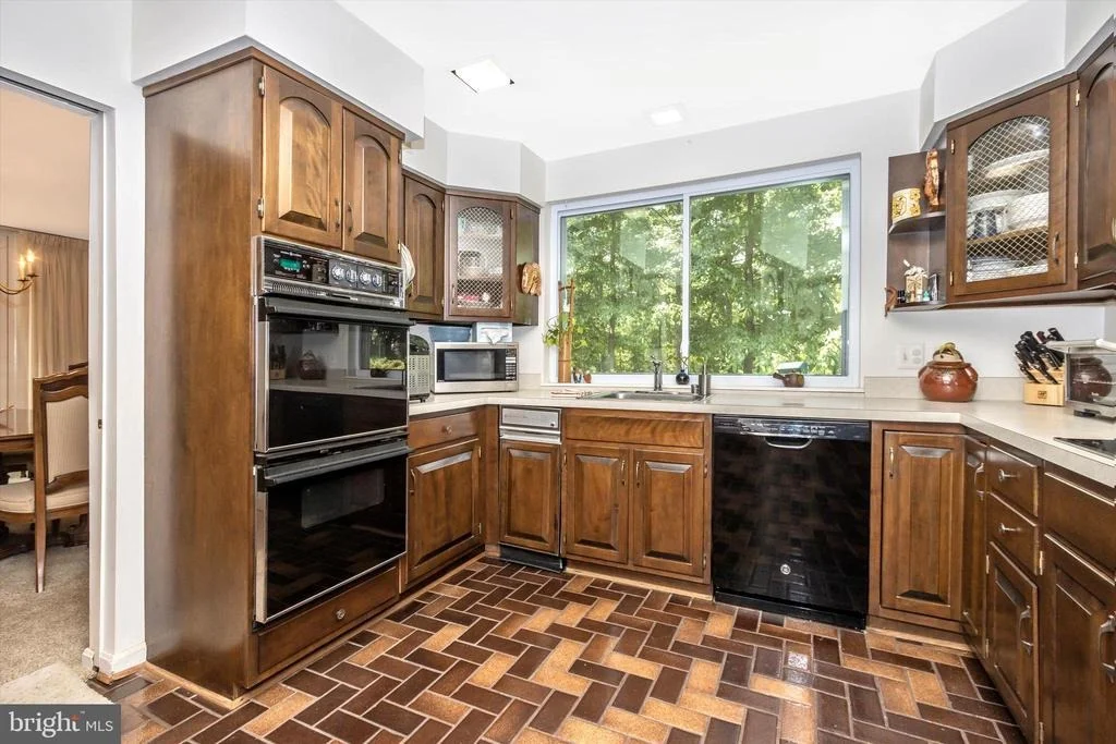 Photo of 13800 CREST HILL LANE