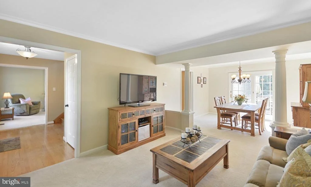 Photo of 2406 NOBLE MANOR LANE