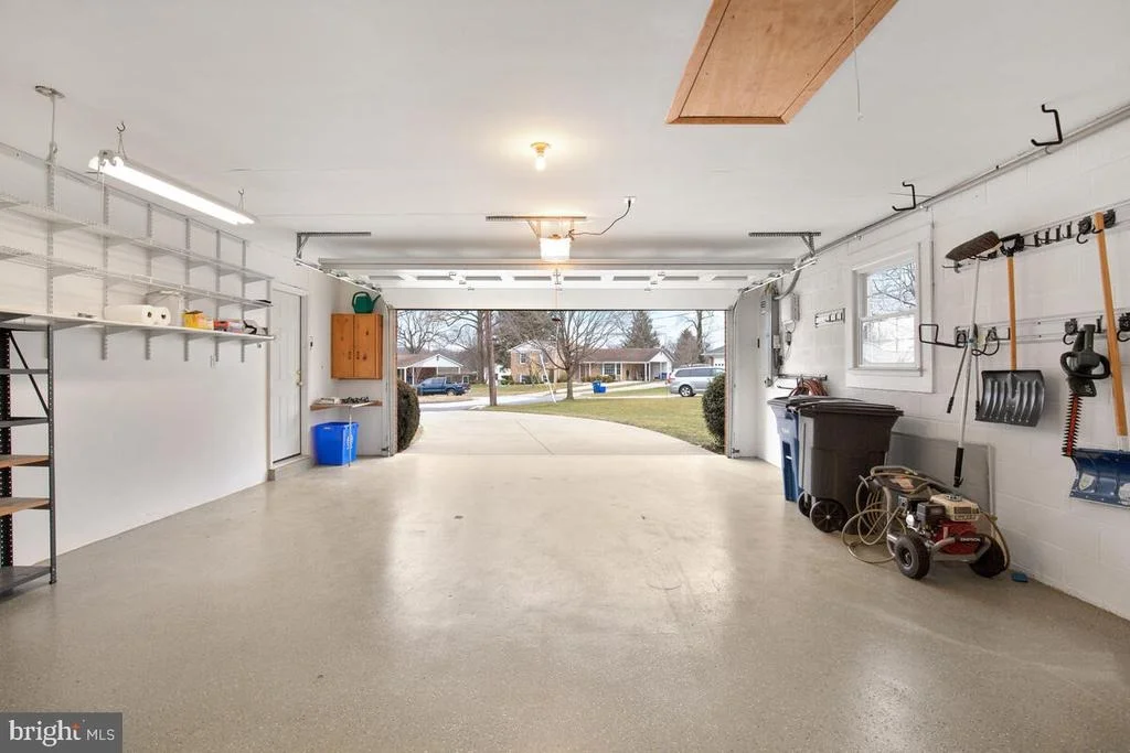 Photo of 2725 WOODEDGE ROAD