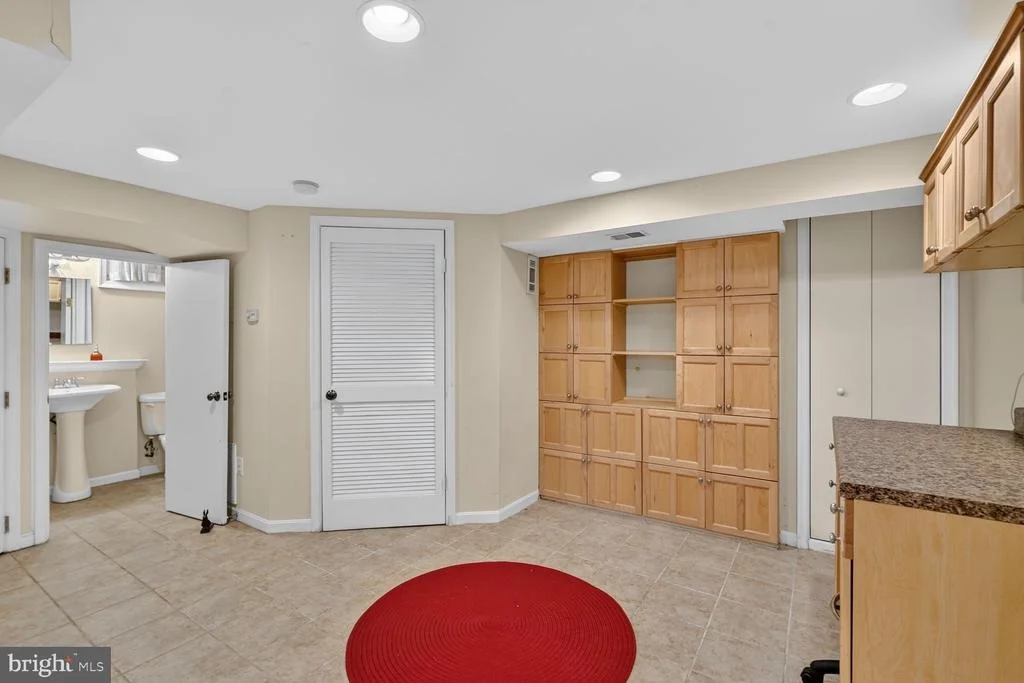Photo of 10115 GATES AVENUE