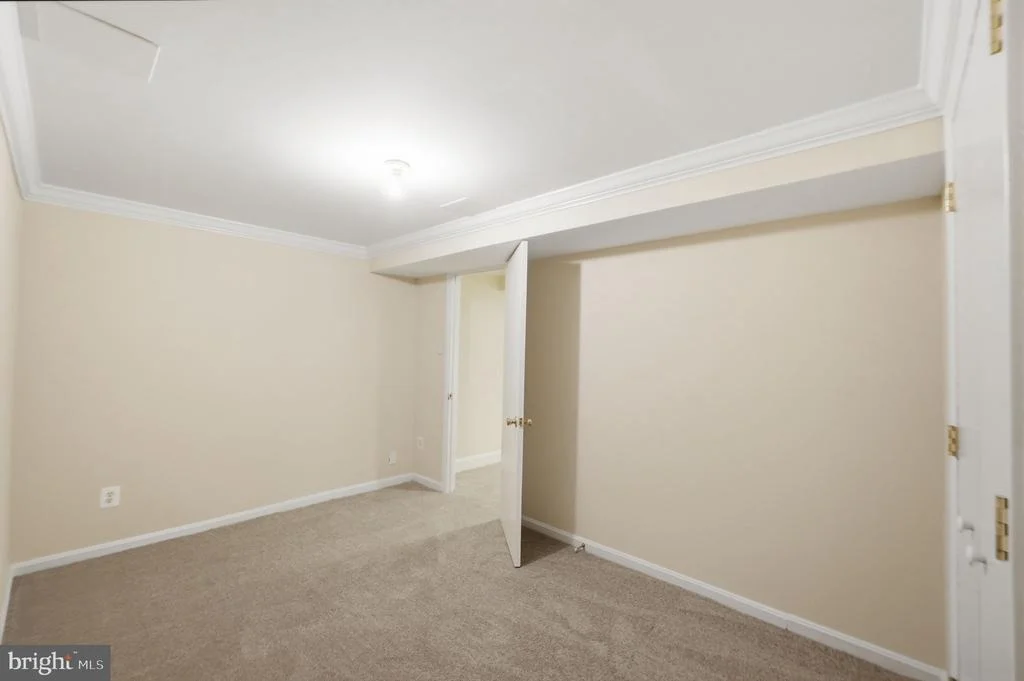 Photo of 14204 PICCADILLY ROAD