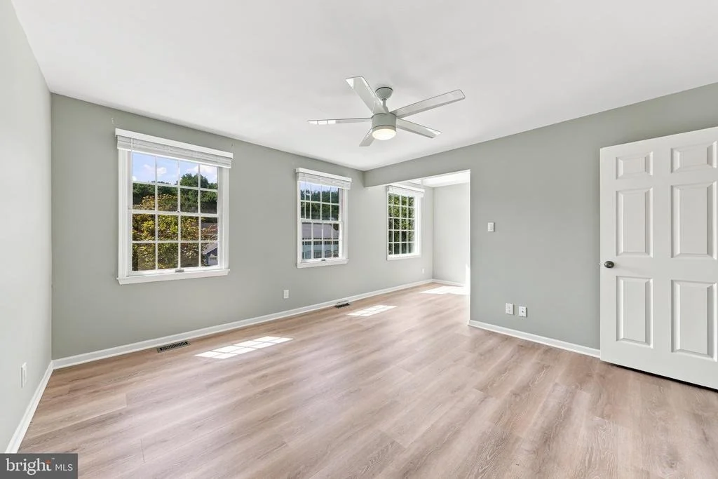 Photo of 16 KENSINGTON DRIVE