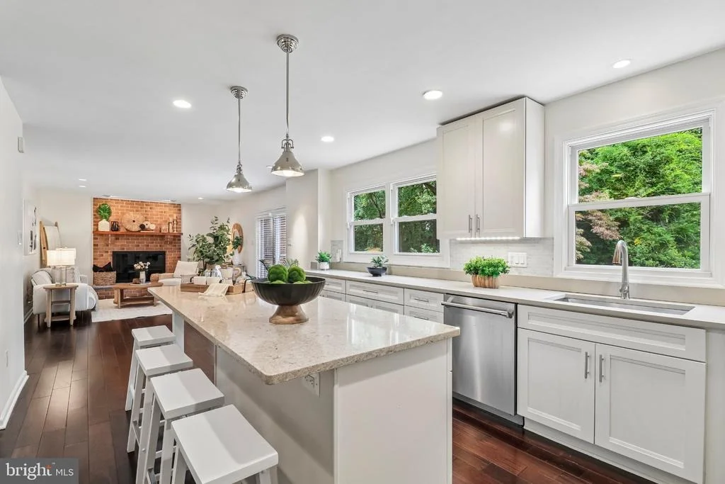 Photo of 11400 SYMPHONY WOODS LANE