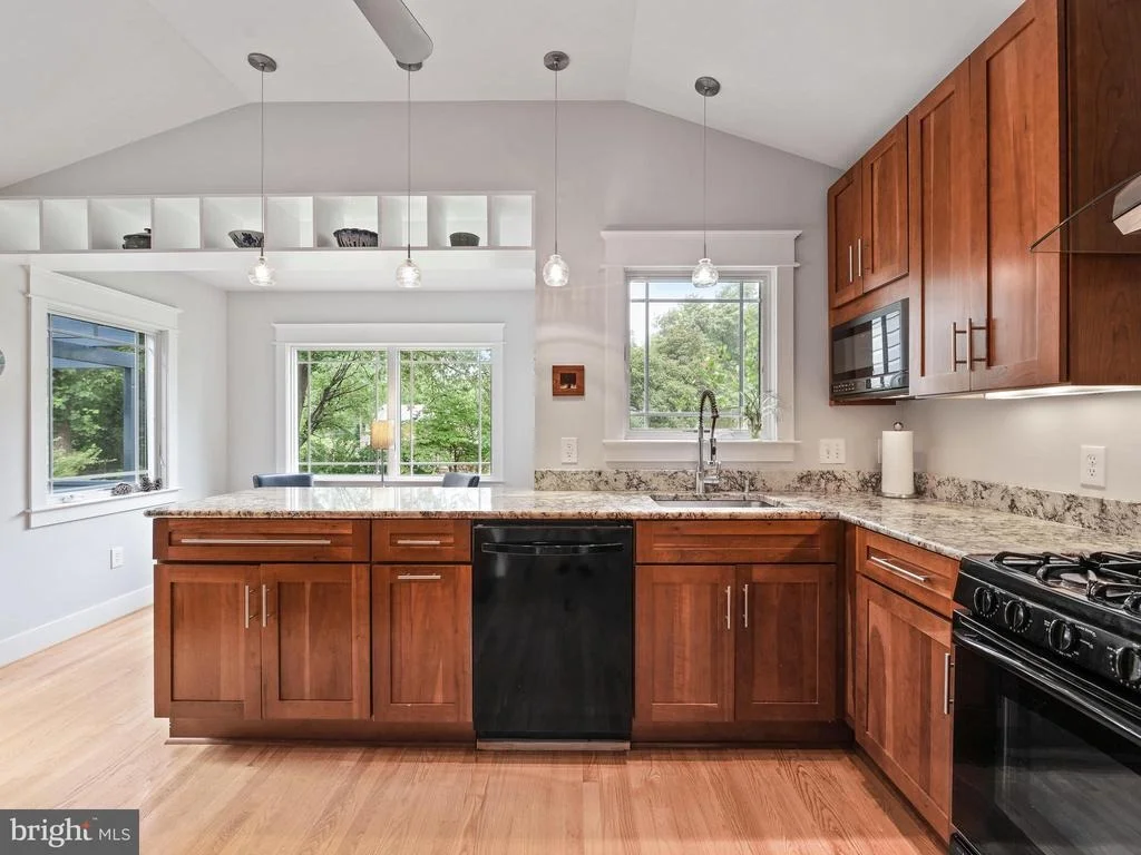 Photo of 10004 SIDNEY ROAD