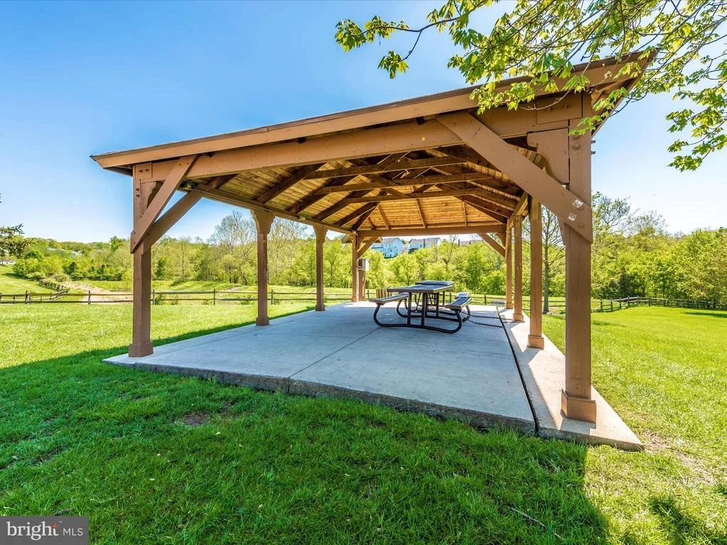 Photo of 6469 SADDLEBROOK LANE