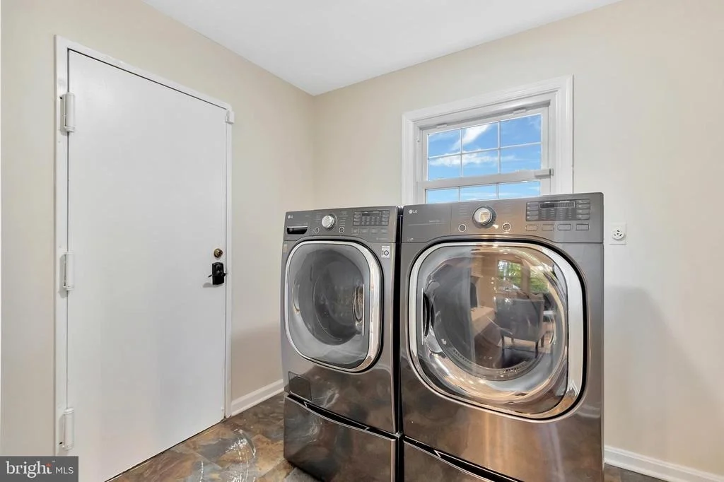 Photo of 13832 BEACON HOLLOW
