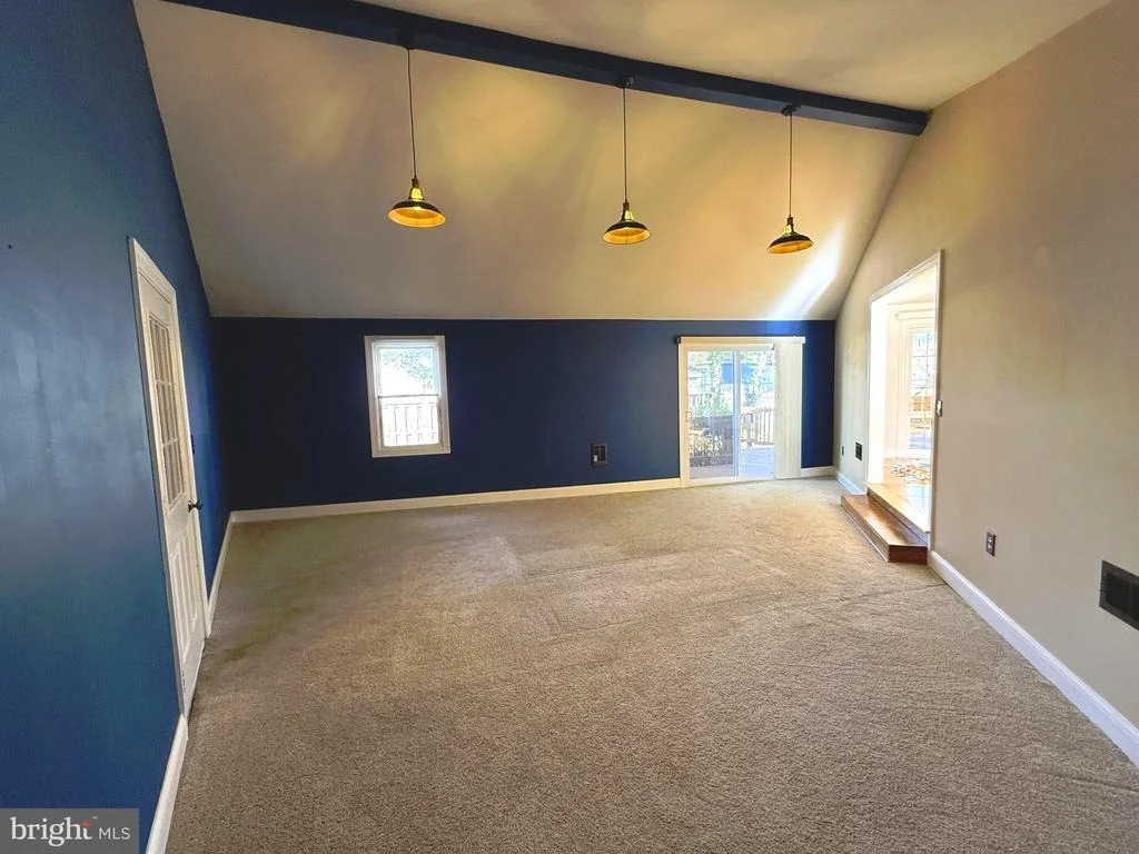 Photo of 494 SULKY LANE