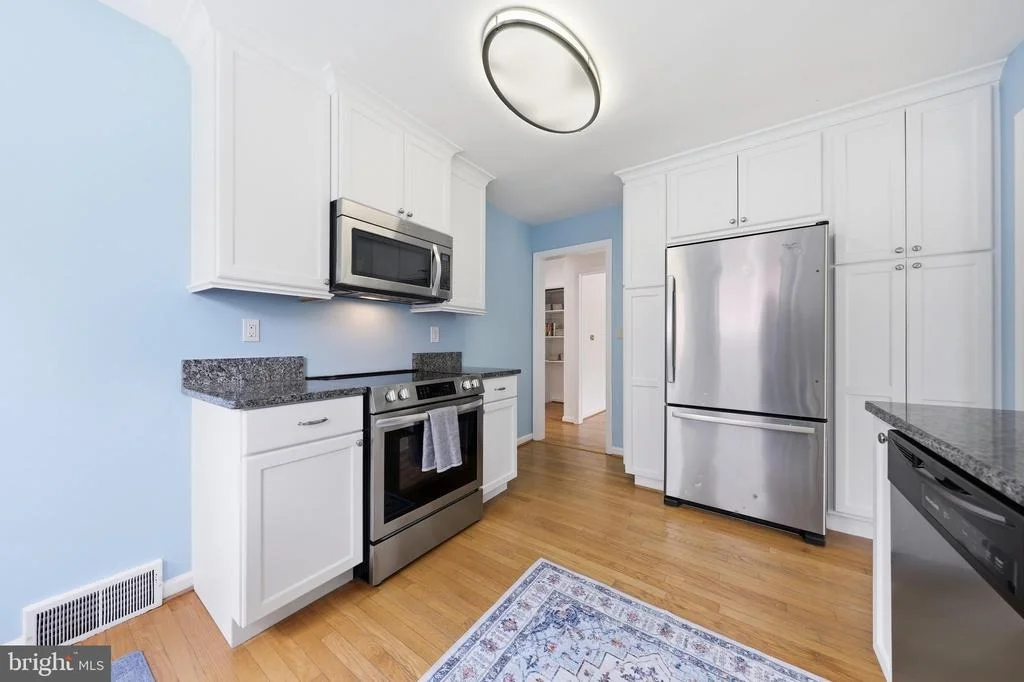Photo of 412 CARROLL PARKWAY