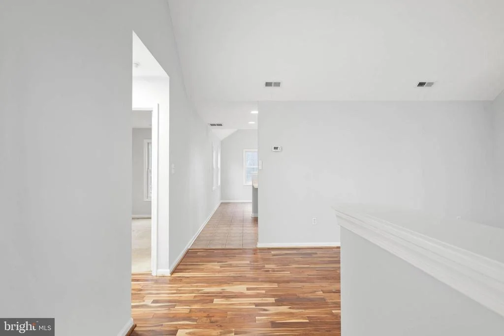 Photo of 18284 SHINGLE POINT ROAD