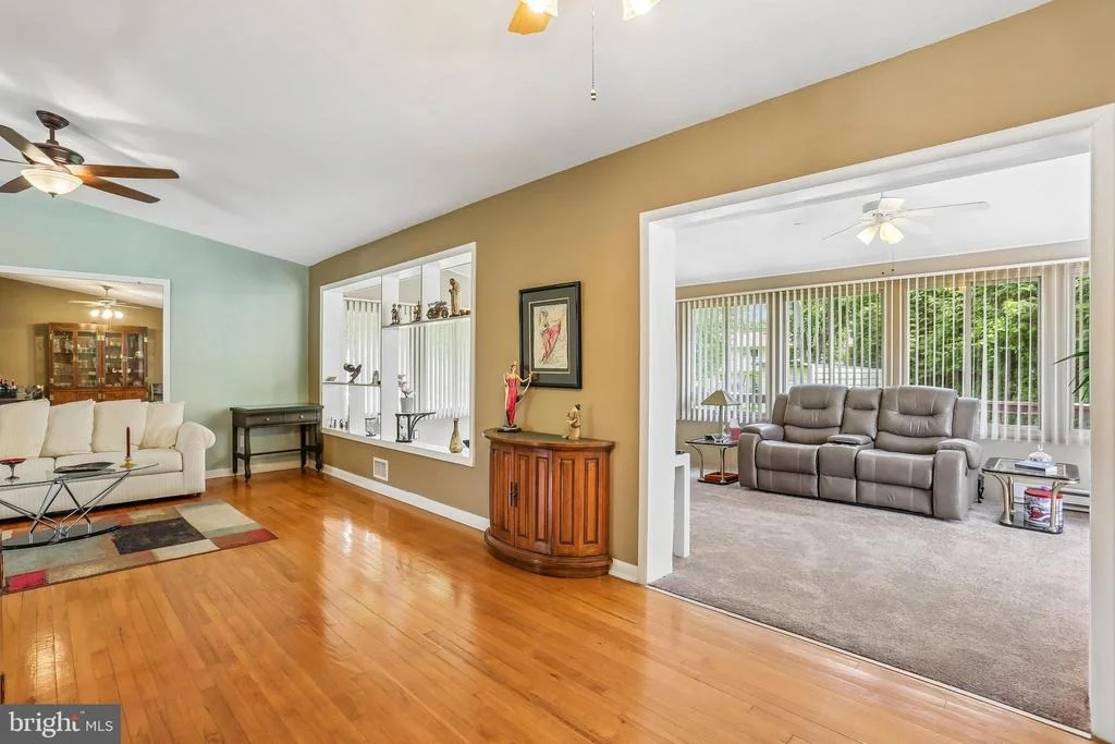 Photo of 2 FOXHALL COURT