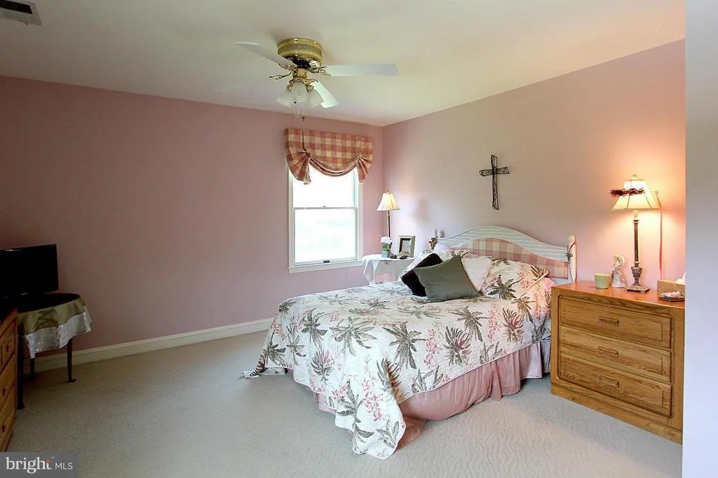 Photo of 22218 CREEKVIEW DRIVE