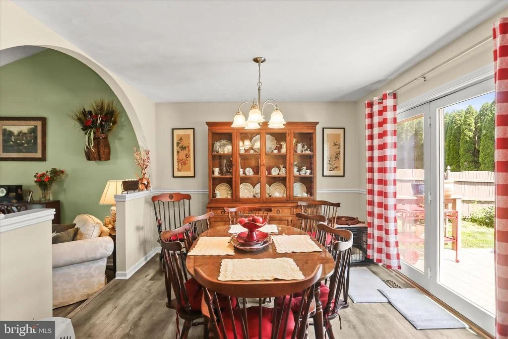 Photo of 17 ECKER AVENUE