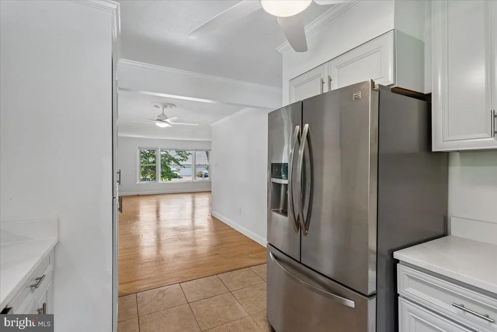 Photo of 833 MEADOW ROAD
