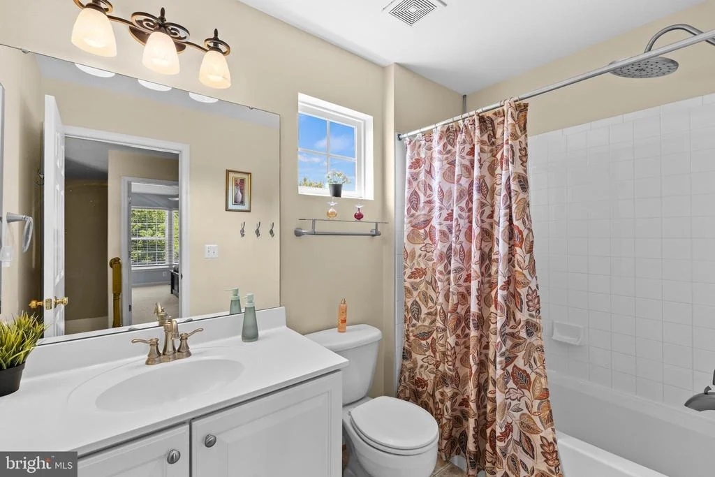 Photo of 14235 CLATTERBUCK LOOP