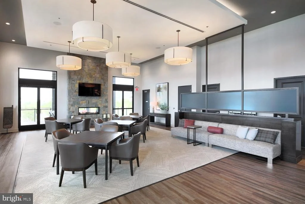 Photo of 42863 BEAVER CROSSING SQUARE