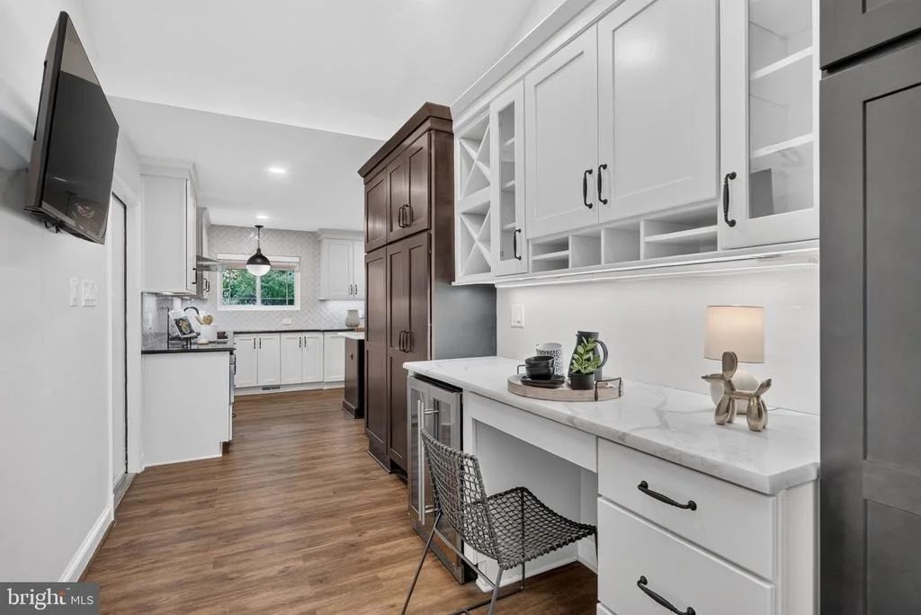 Photo of 415 CROWN VIEW DRIVE