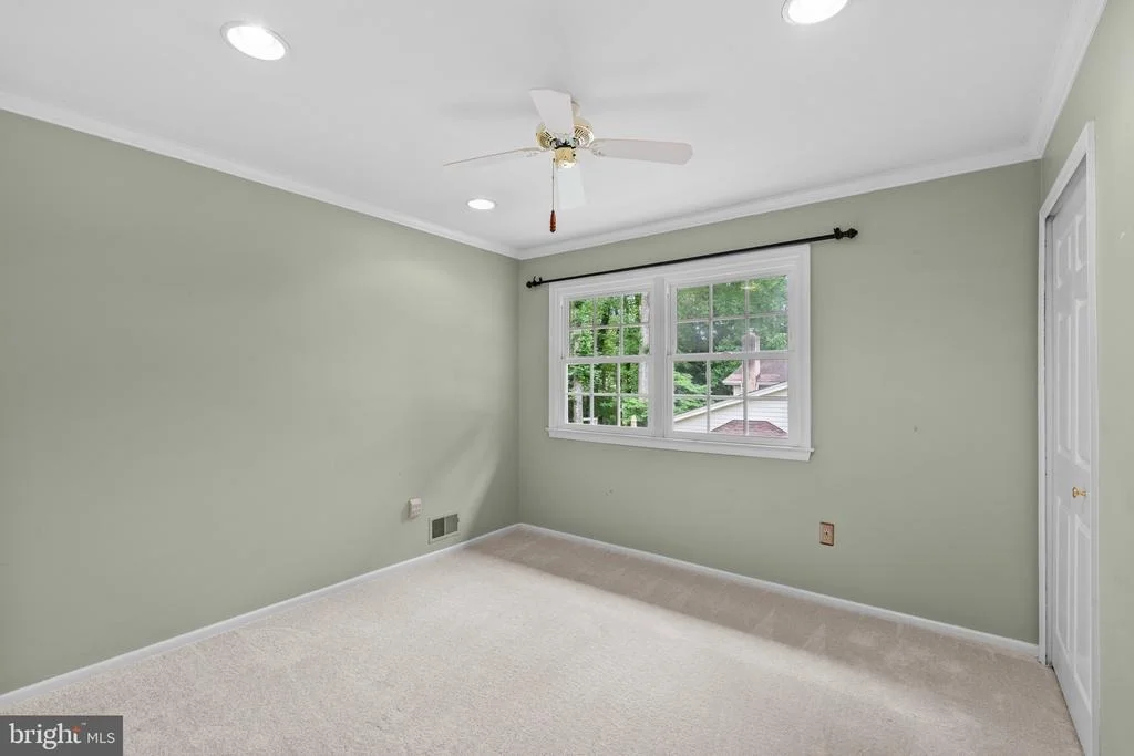 Photo of 5015 GADSEN DRIVE
