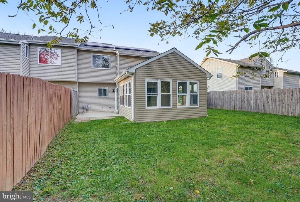Photo of 19 HEATHERFIELD WAY