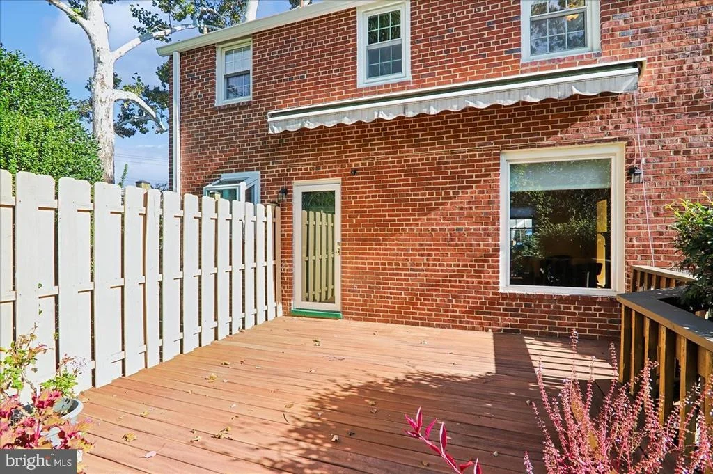 Photo of 8616 LYNBROOK DRIVE