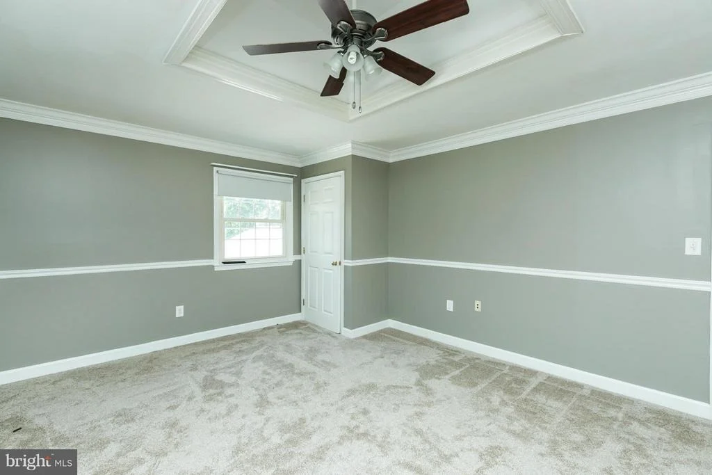 Photo of 18516 ROLLING ACRES WAY