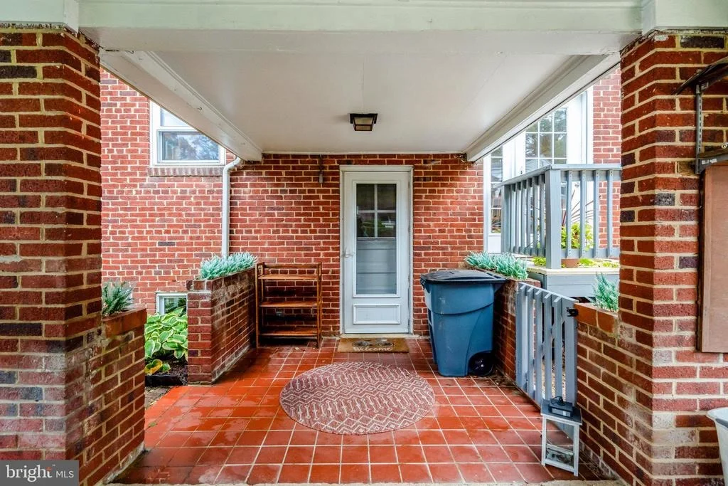 Photo of 3907 FAIRVIEW DRIVE