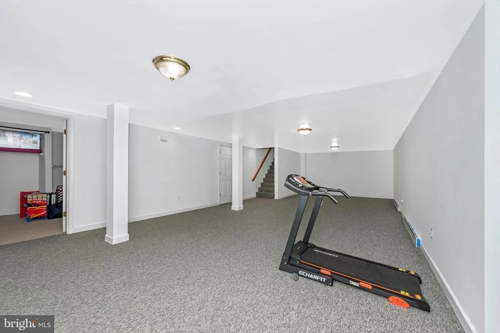 Photo of 6102 DOVER STREET