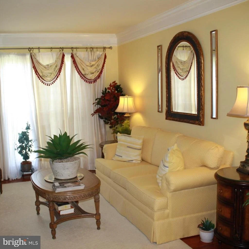 Photo of 8606 COMPASS COURT