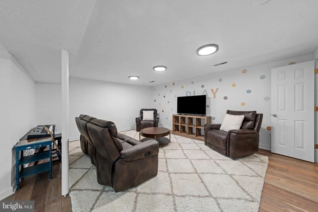 Photo of 2696 WALSTON ROAD