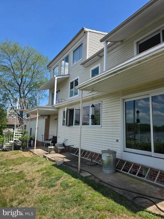 Photo of 145 EDGEWATER DRIVE