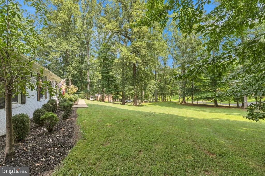 Photo of 5238 GRAYSTONE ROAD