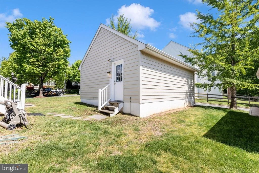 Photo of 19483 RAYFIELD DRIVE