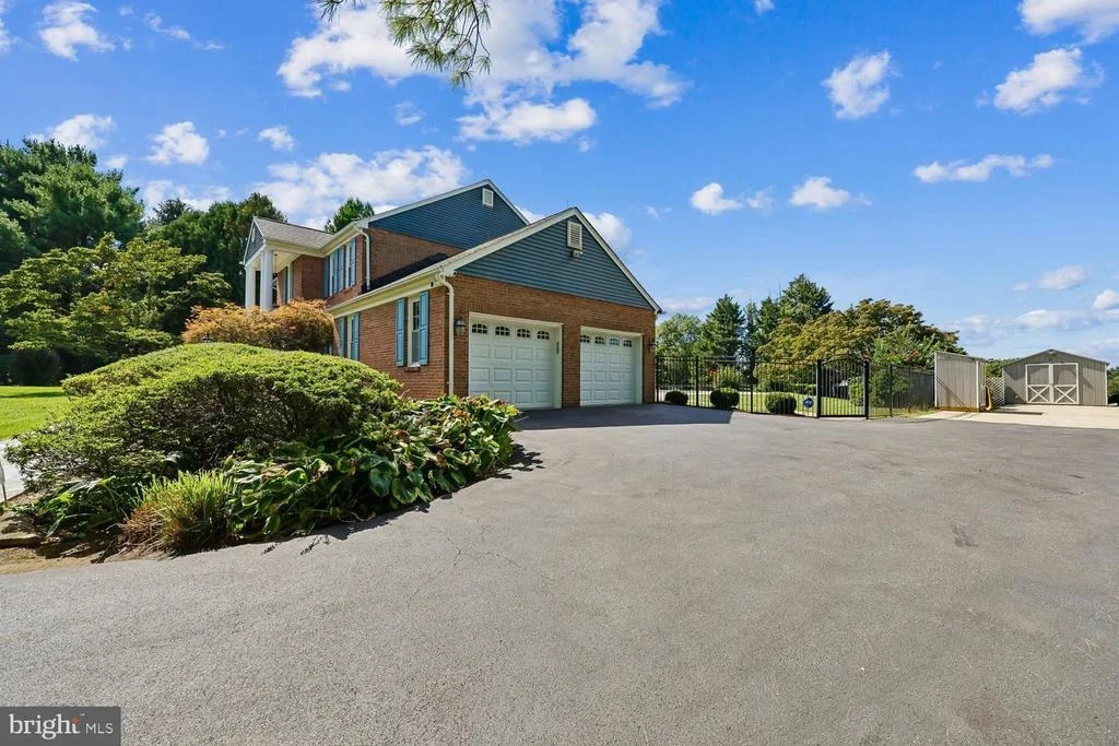 Photo of 21704 STABLEVIEW DRIVE