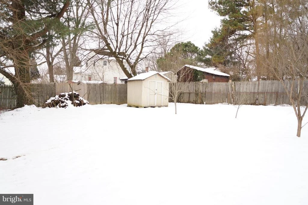 Photo of 12116 VEIRS MILL ROAD