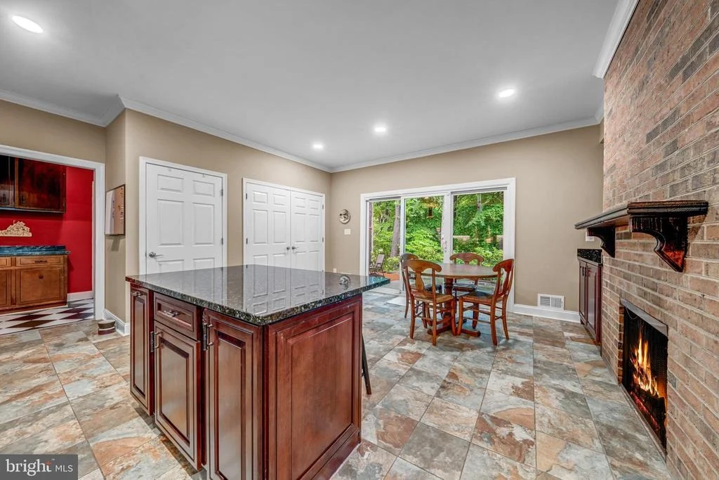 Photo of 1502 HIGHWOOD DRIVE