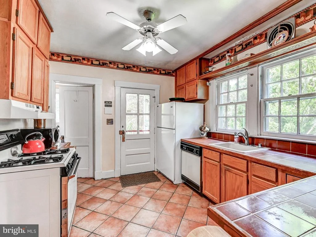 Photo of 326 SAINT DUNSTANS ROAD