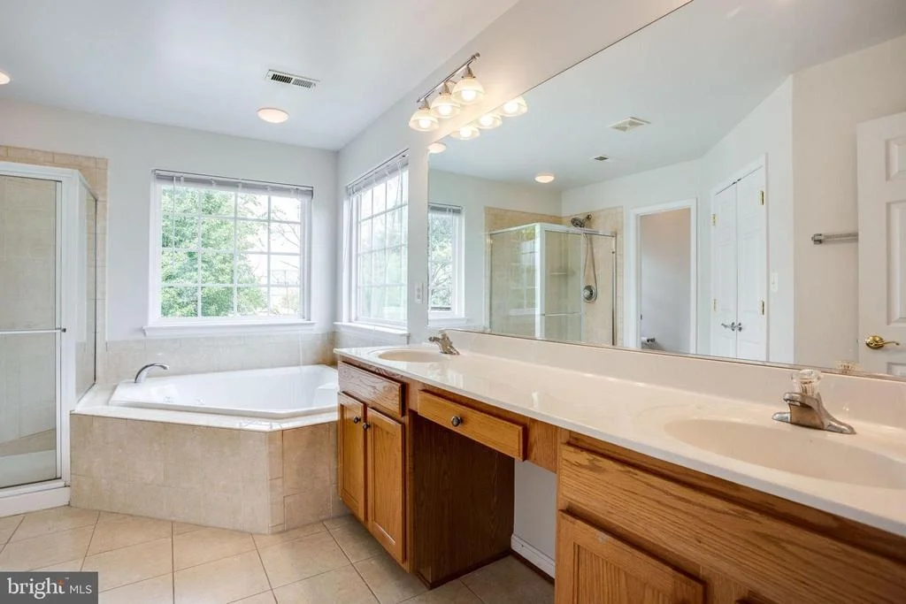 Photo of 9209 RAINBOW FALLS DRIVE