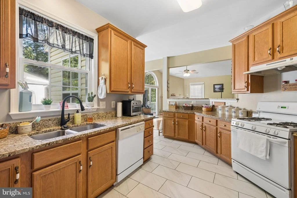 Photo of 17609 OVERLOOK ROAD