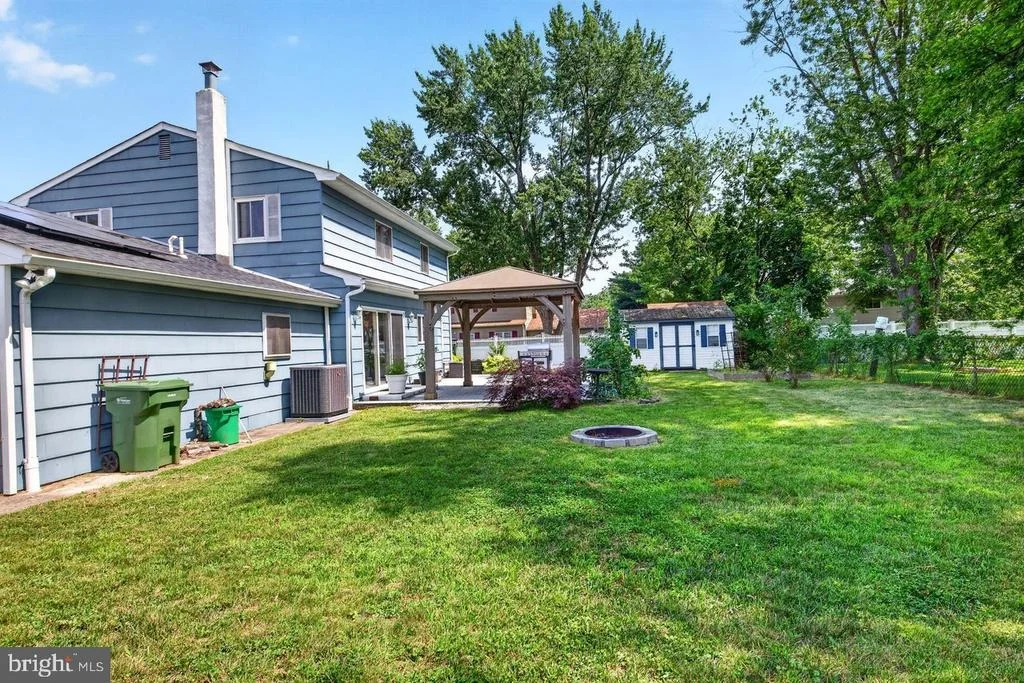 Photo of 717 DORIS TERRACE