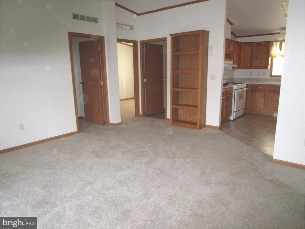 Photo of 304 PERSIMMON CIRCLE