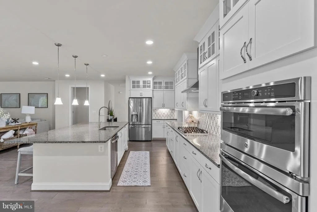 Photo of 23754 KILKERRAN DRIVE