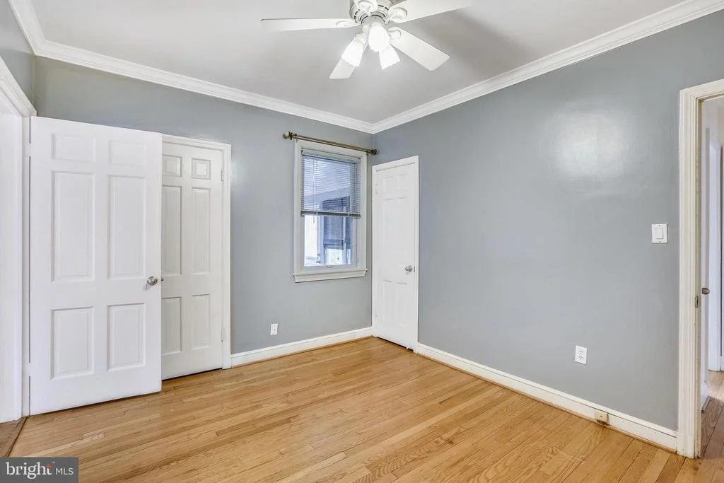 Photo of 8917 WALDEN ROAD