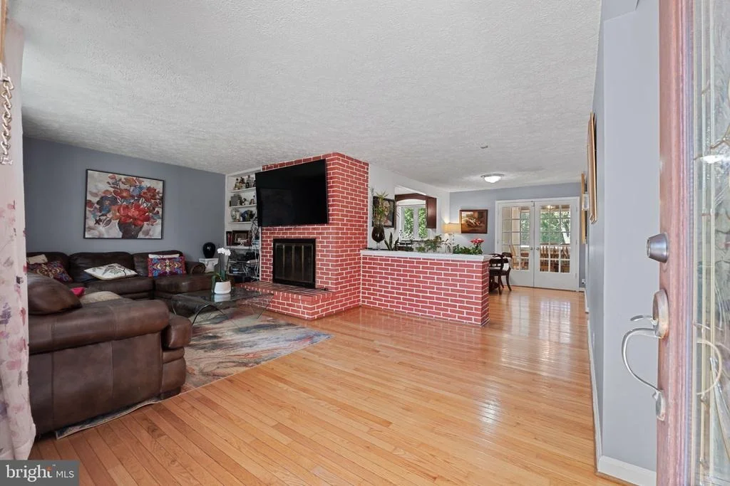 Photo of 23439 WATSON ROAD