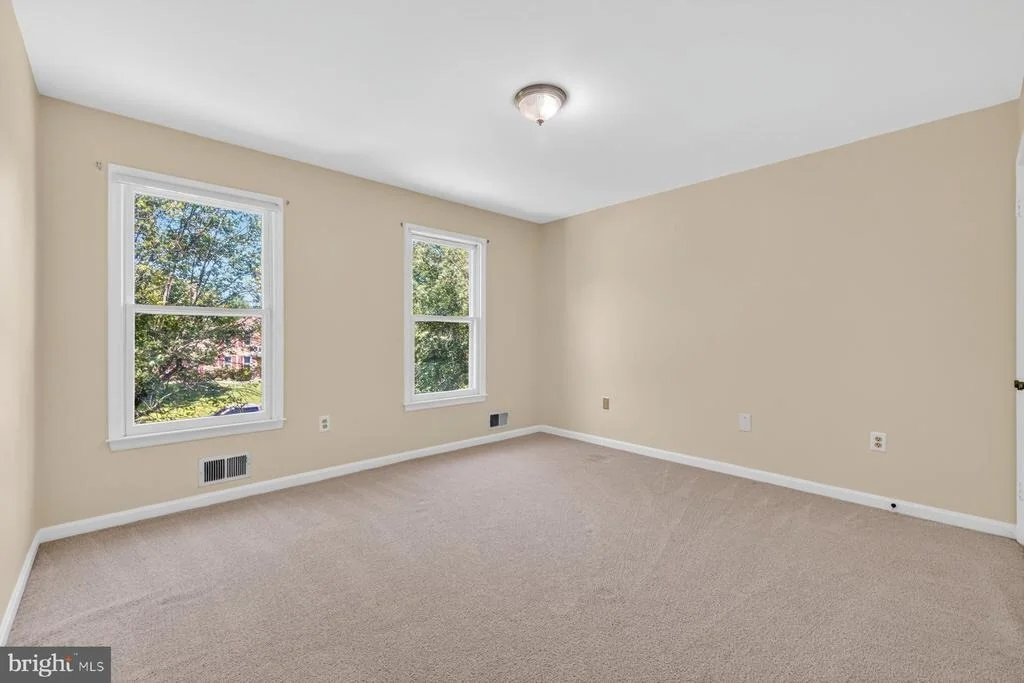 Photo of 15001 NOTLEY ROAD